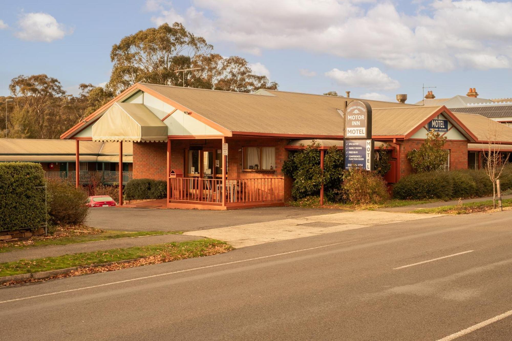 Hepburn Springs Motor Inn Bagian luar foto